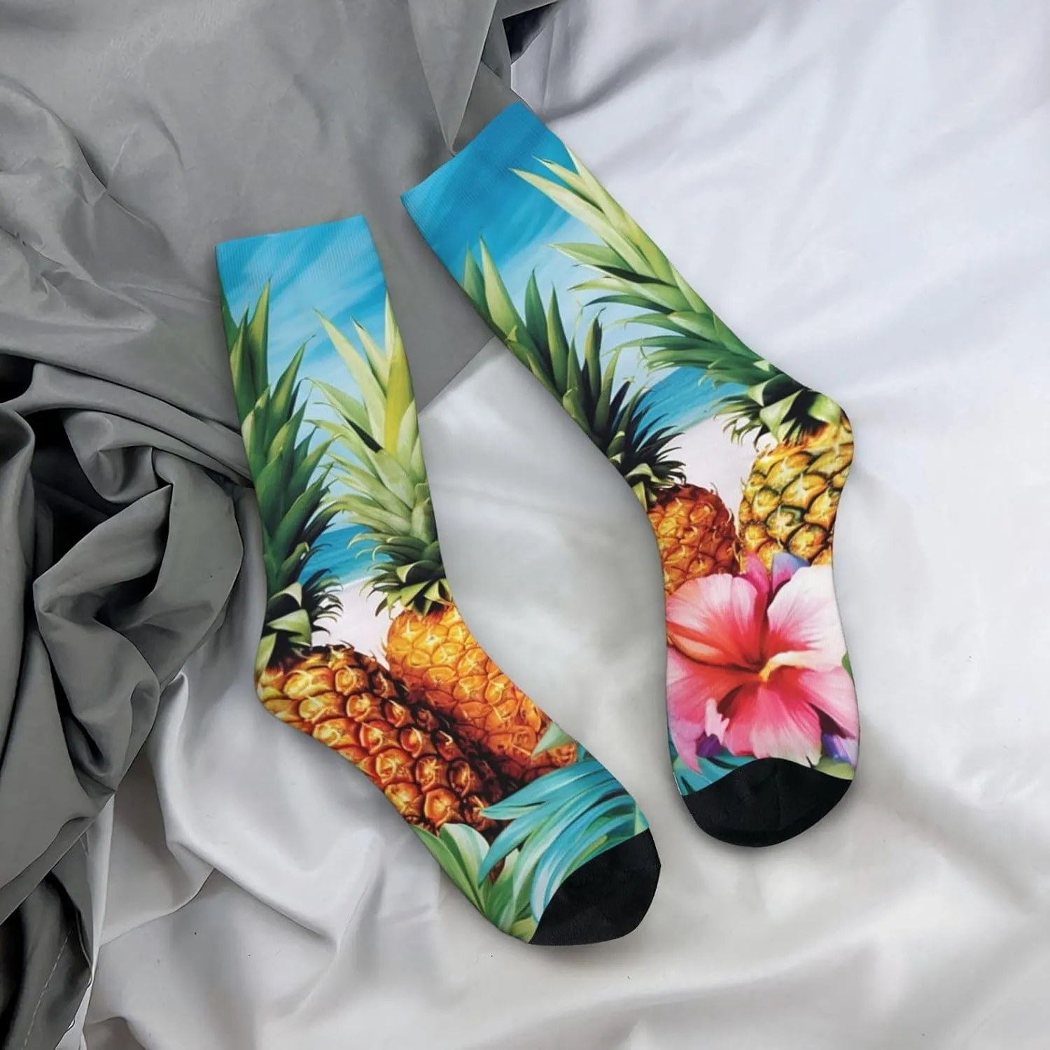 Crew Athletic Socks Moisture-Wicking Running Sock Summer Pineapples Casual Calf Socks for Men Women