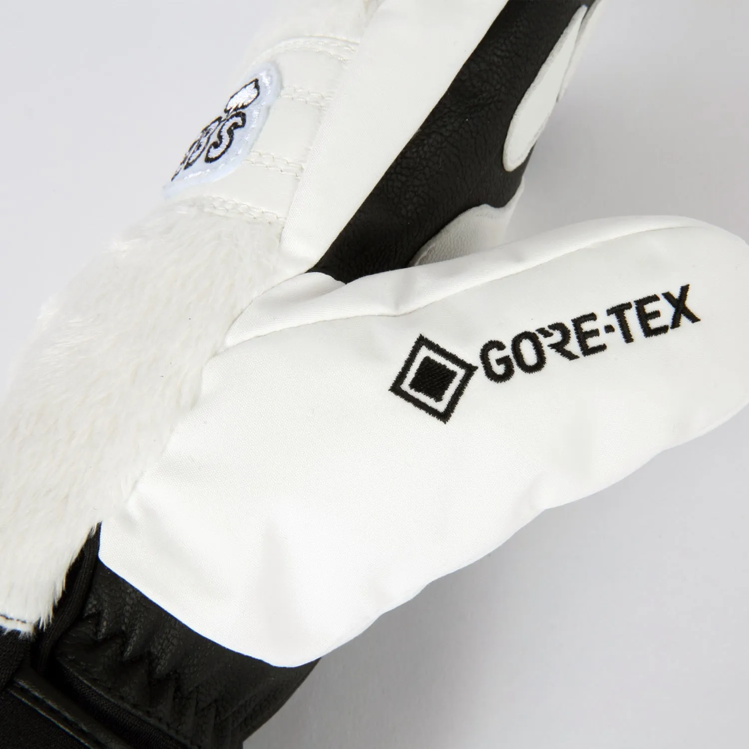 GORE-TEX EXCLUSIVE