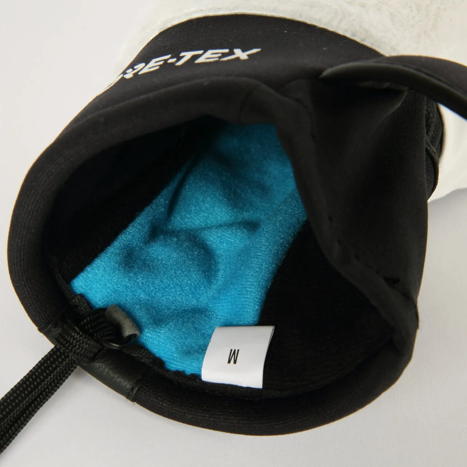 GORE-TEX EXCLUSIVE