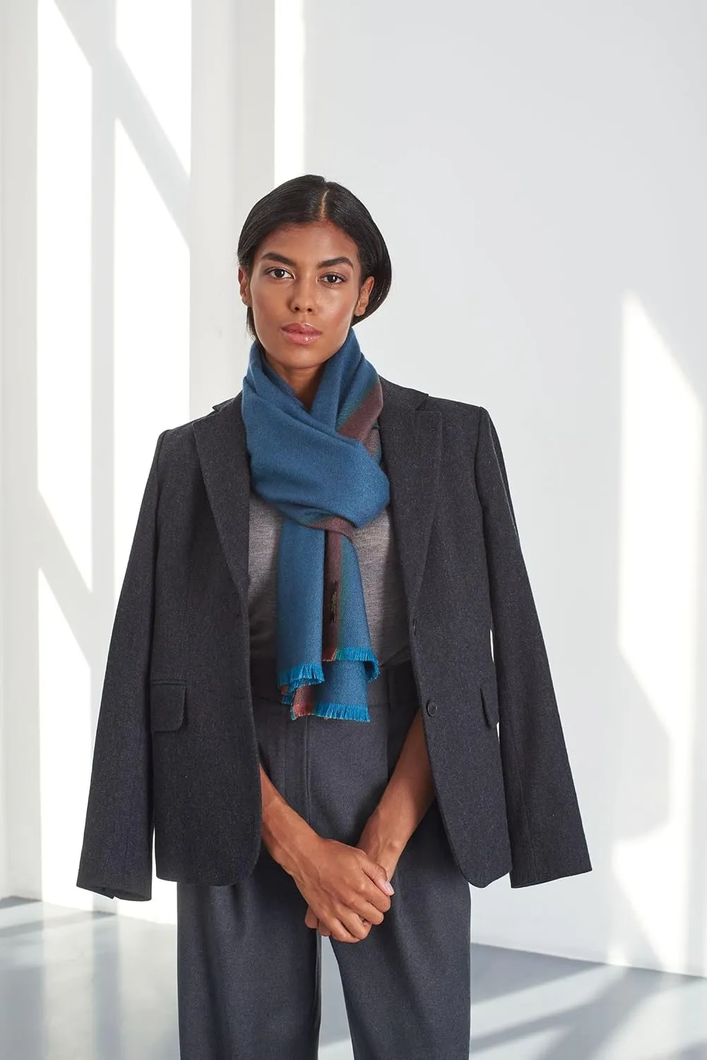 Premium Cashmere & Silk Shawl Scarf Stole Elegant Wrap for All Seasons Italian-Made for Men and Women